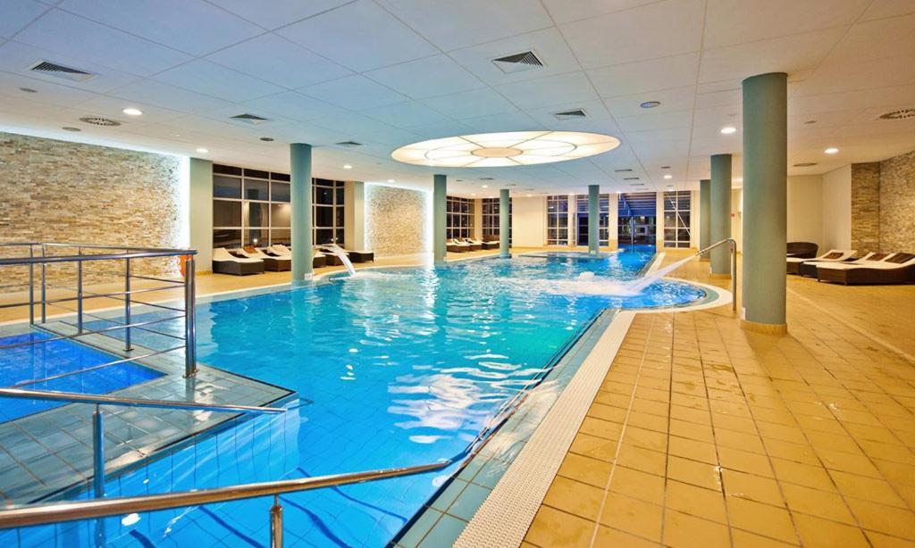 Apartament Prywatny W Hotelu Diwa Spa,W Kolobrzegu Z Parkingiem Bezplatnym W Centrum Miasta Exterior foto